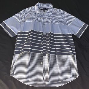 TOMMY HILFIGER • Short Sleeve Button Down